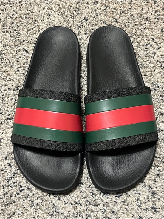 Gucci Other - The Gucci Pursuit ‘72 Rubber Slide